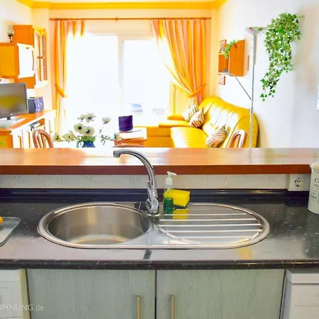 Komfortable Erste Strandreihe Playa Burriana Apartment Nerja